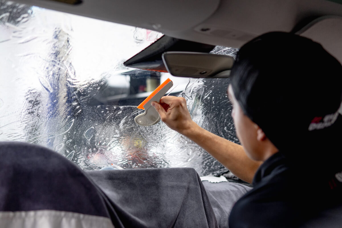 how ceramic window tint enhances privacy without compromising style